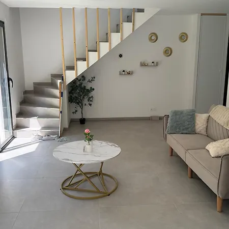Maison A 10 Min Du Annecy Villa Sillingy